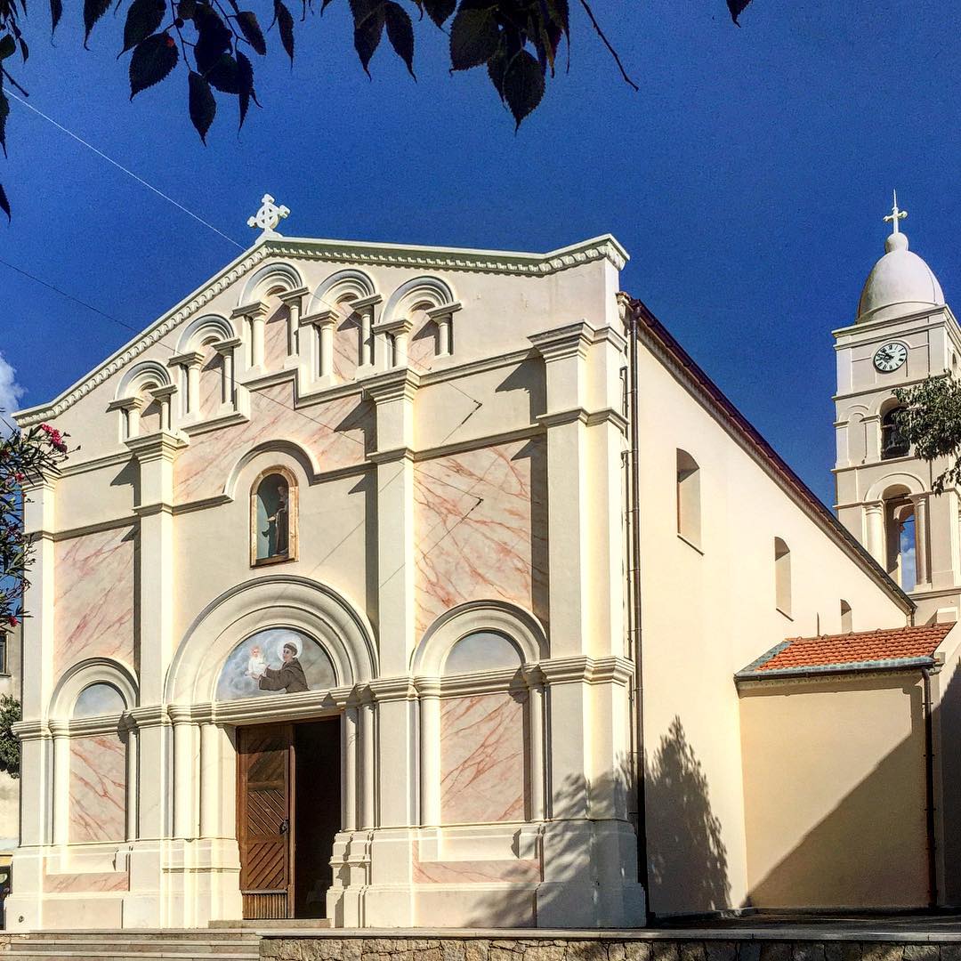Eglise Saint-Antoine-de-Padoue à Afa