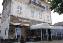 Hôtel Restaurant Au Bon Clocher