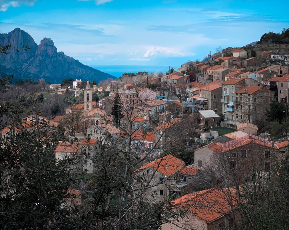 d-couvrez-le-village-d-visa-dans-l-ouest-corse