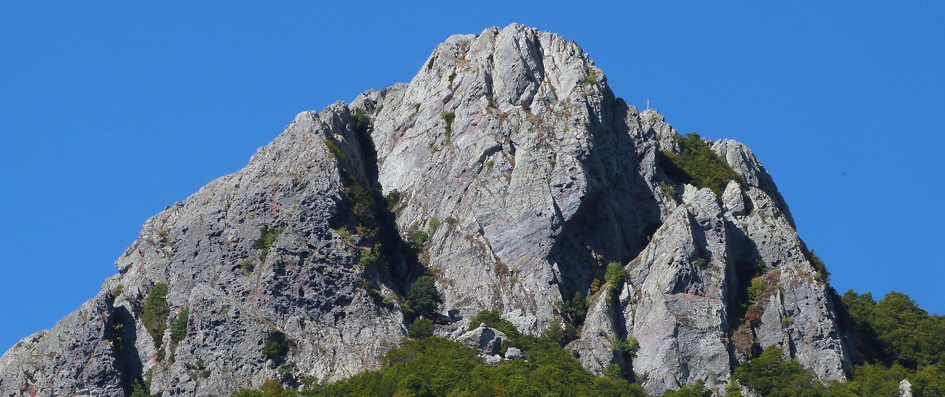 Le Monte San Petrone