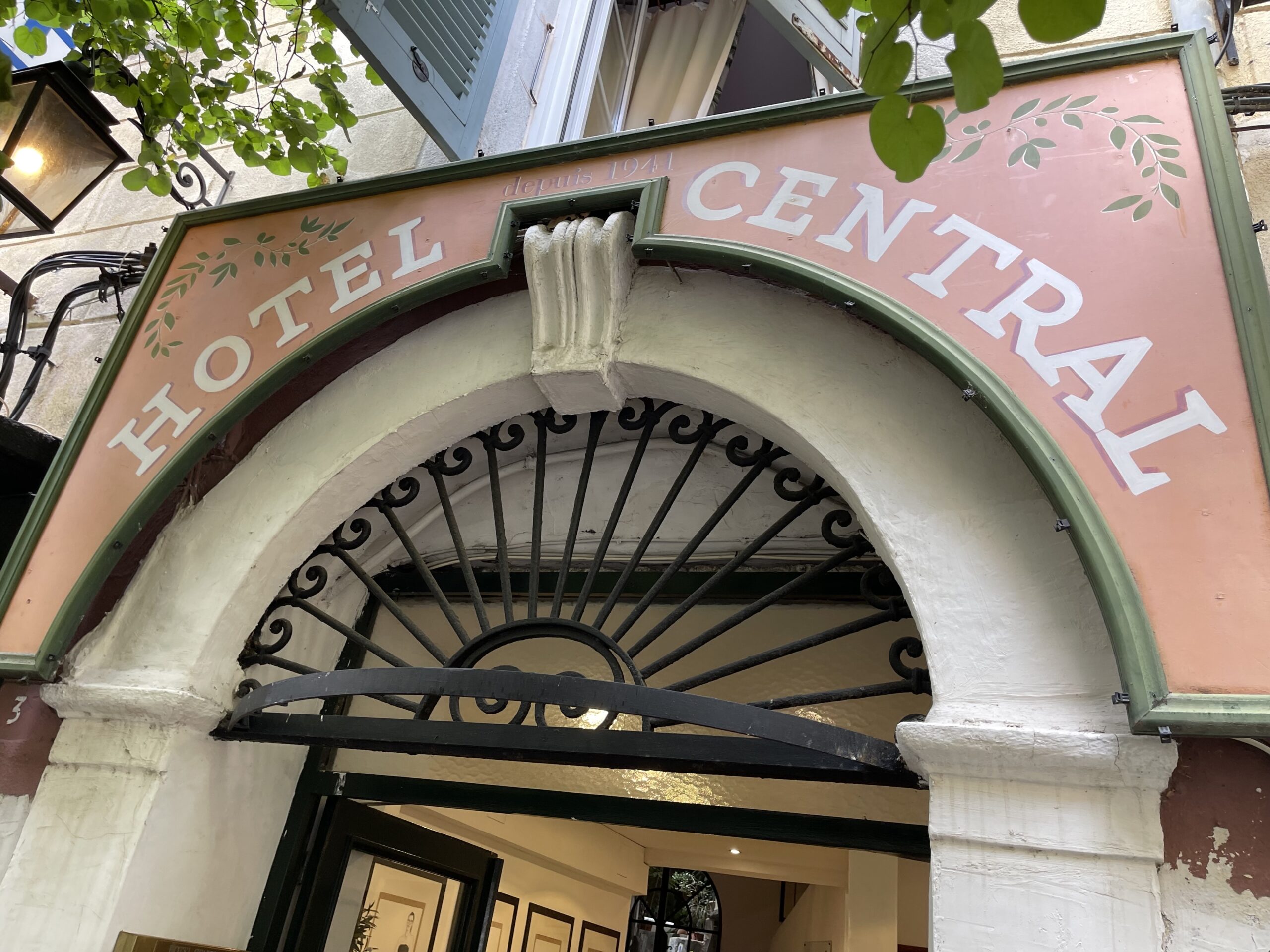 hotel central bastia