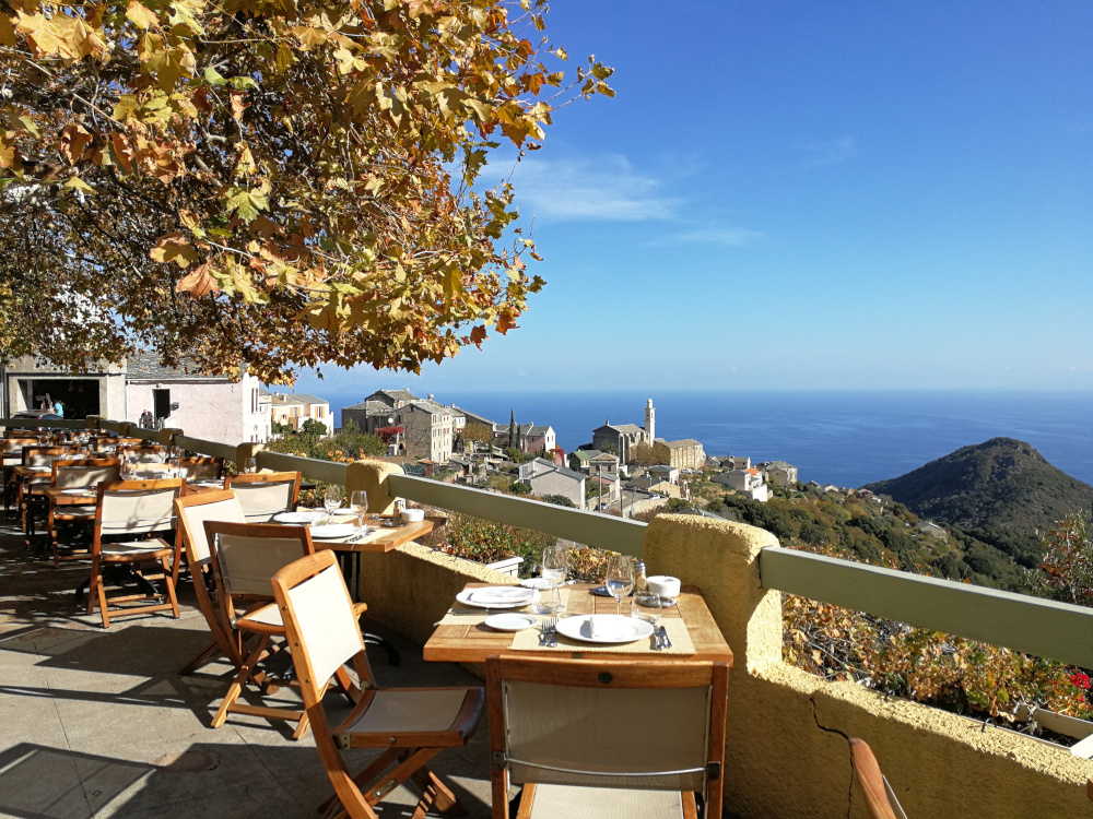 hôtel restaurant la corniche