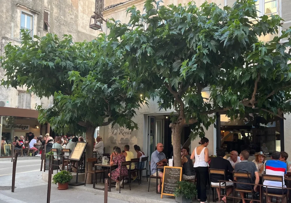 Hôtel Restaurant Le Royal