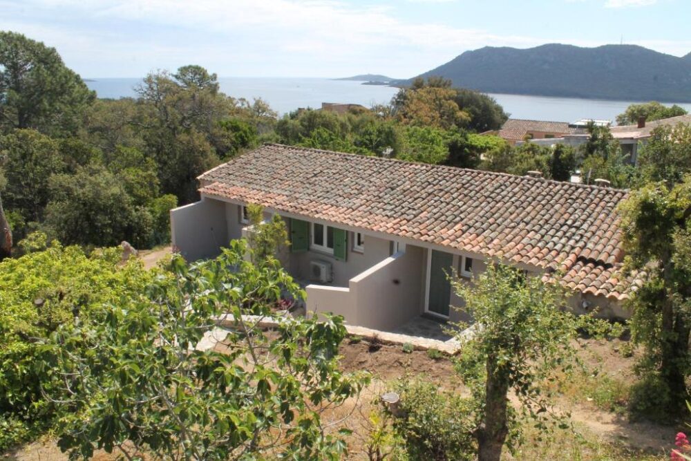 Maison en bord de mer avec vue panoramique