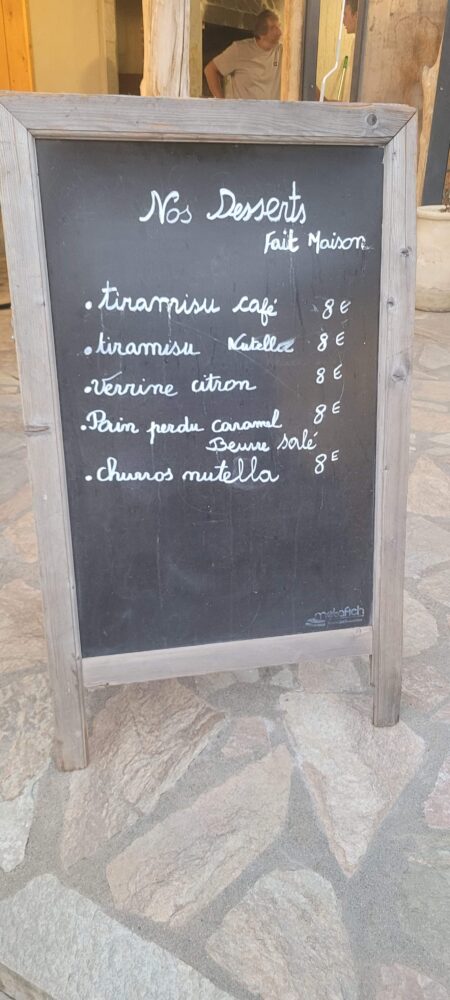Tableau menu desserts faits maison.
